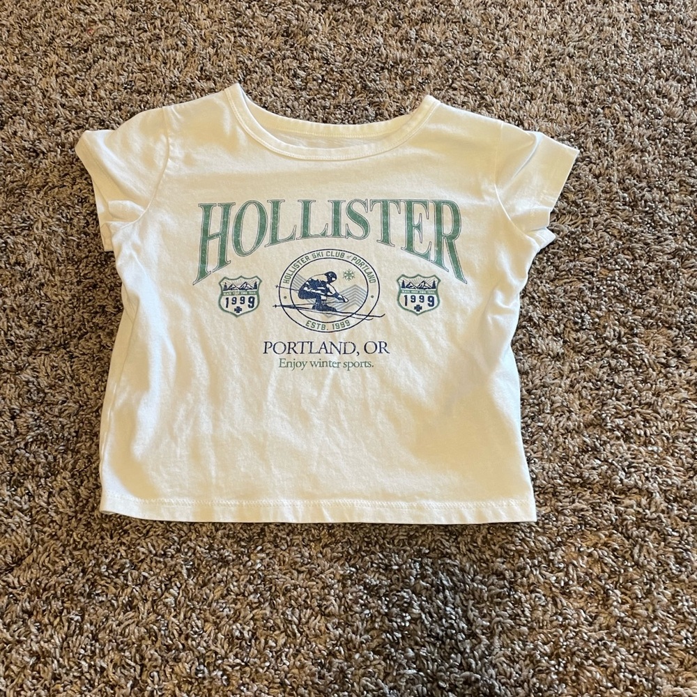 hollister crop top